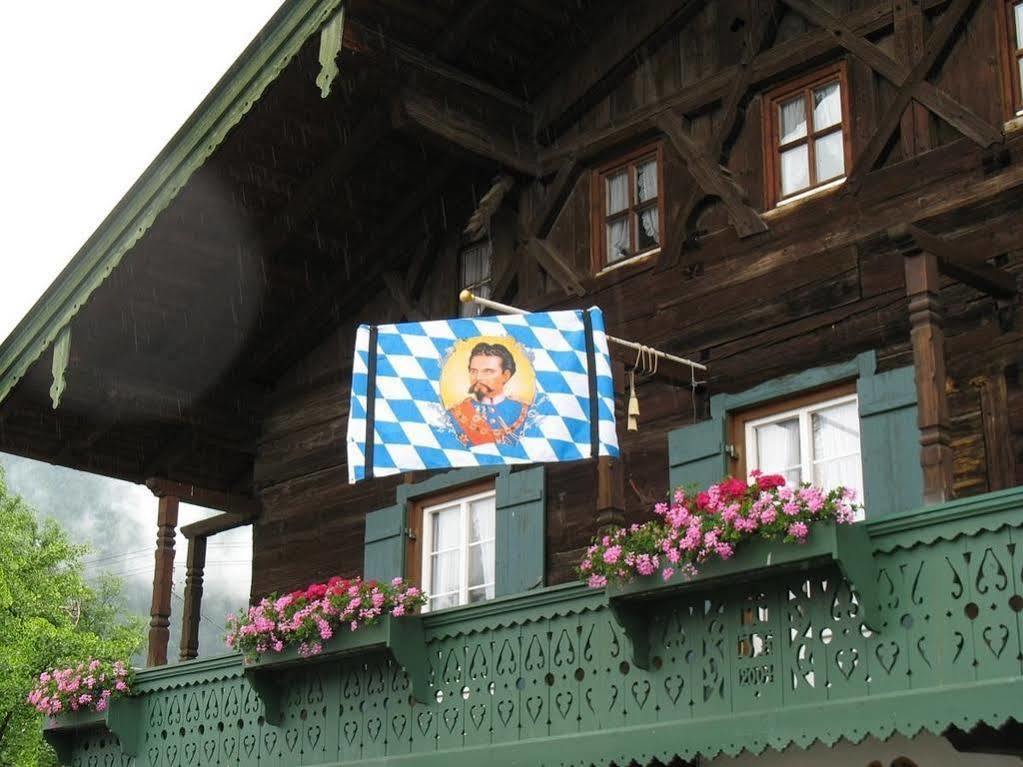 Landgasthof Kirchmayer Farchant Exterior photo